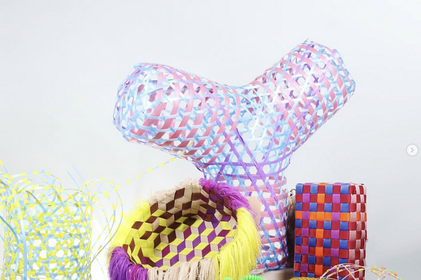 Weaving Rocks